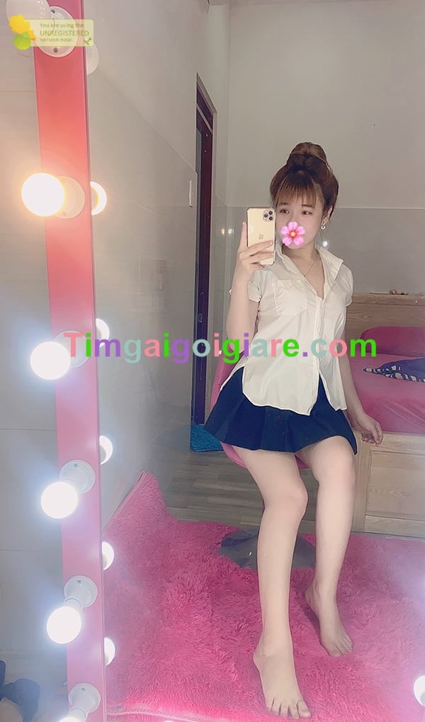 Gái gọi giá rẻ huyện Yên Lập hàng mới dễ thương mặt xinh quyến rũ hình 8