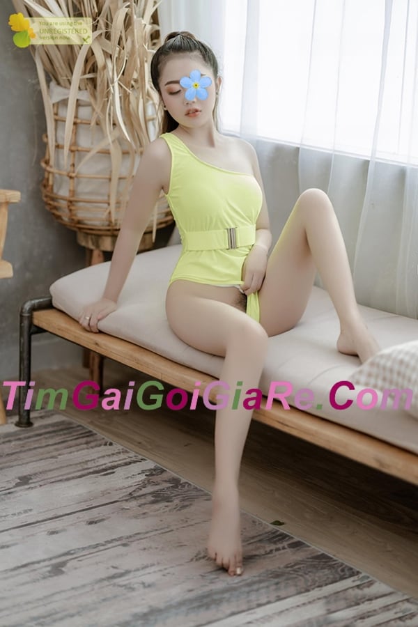Gái gọi giá rẻ huyện Nông Sơn gầm cao máy thoáng xinh xắn hình 4