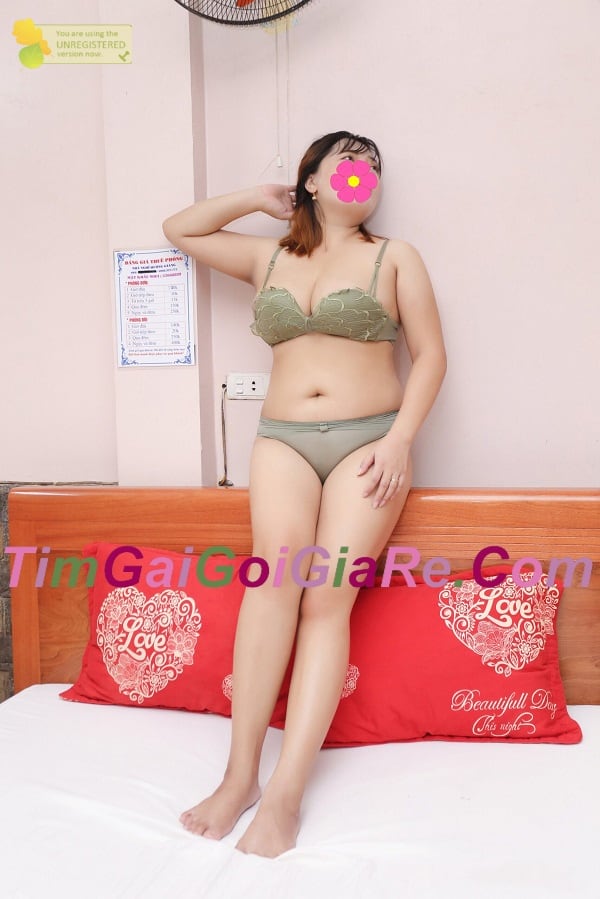 Gái gọi giá rẻ huyện Xuân Lộc đẹp cuốn hút sang trọng hình 7 Gái gọi giá rẻ huyện Xuân Lộc đẹp cuốn hút sang trọng hình 6