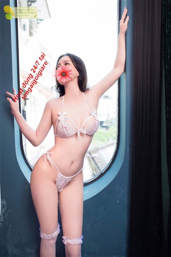 Hồng Nhung da trắng vú to múp míp nhiệt tình vui vẻ full topping a-z hình 18